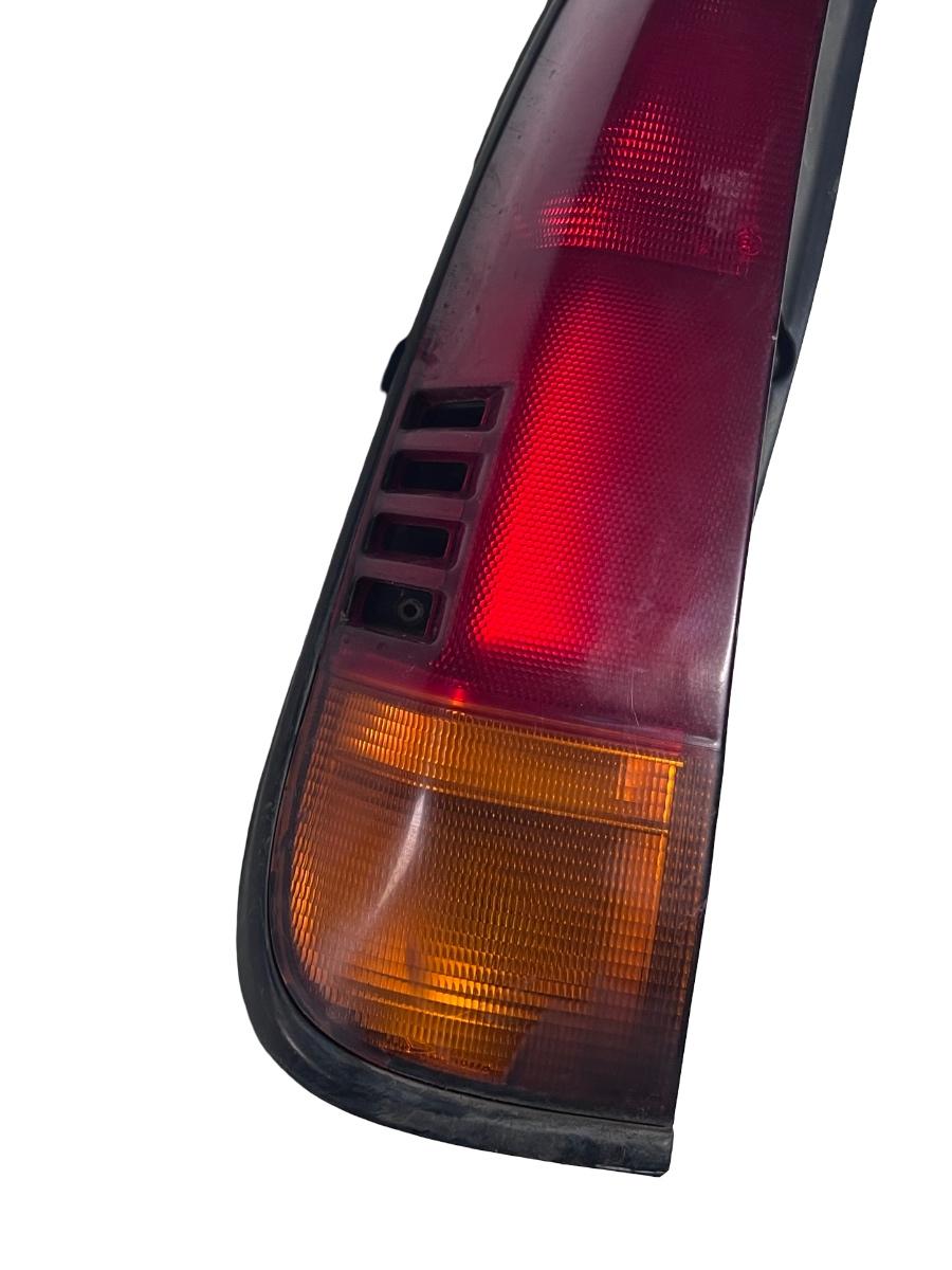Lampa spate / Stop stanga spate CU DEFECT DAIHATSU TERIOS J1_ 1997 - 2006 – foto 2