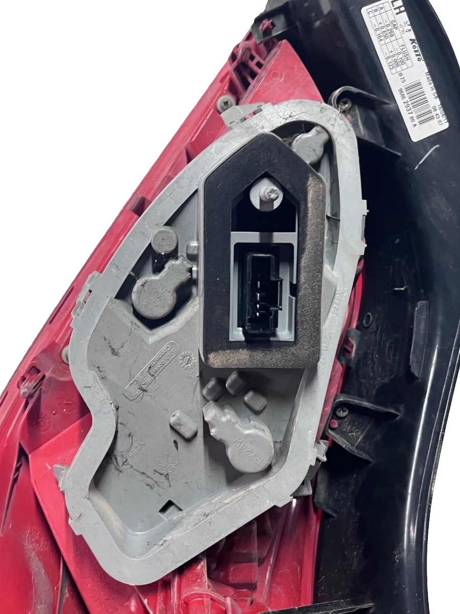 Lampa spate / Stop stanga spate PEUGEOT 508 Berlina 8D_ 2010 -> 9686293780A – foto 5
