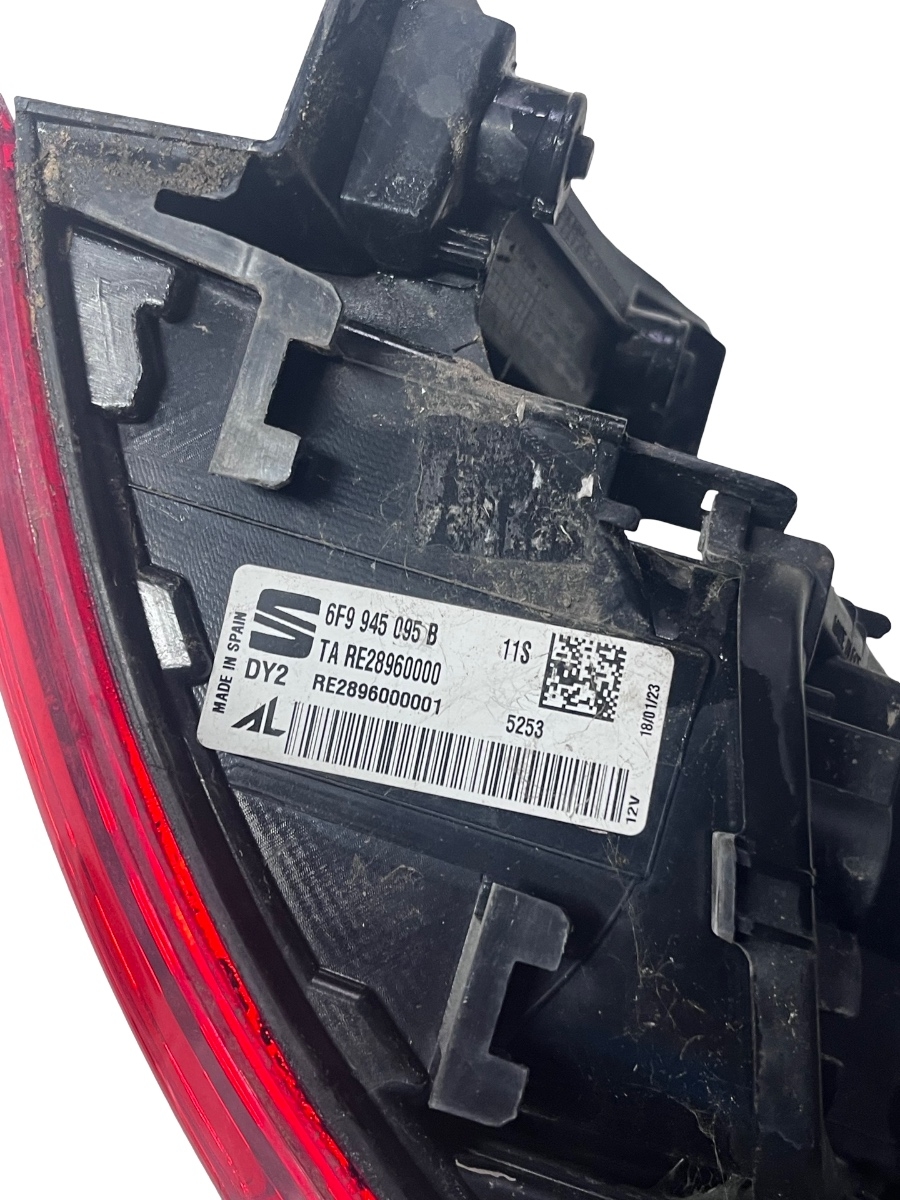 Lampa spate / Stop stanga spate SEAT ARONA KJ7 2017 - > 6F9945095B – foto 3