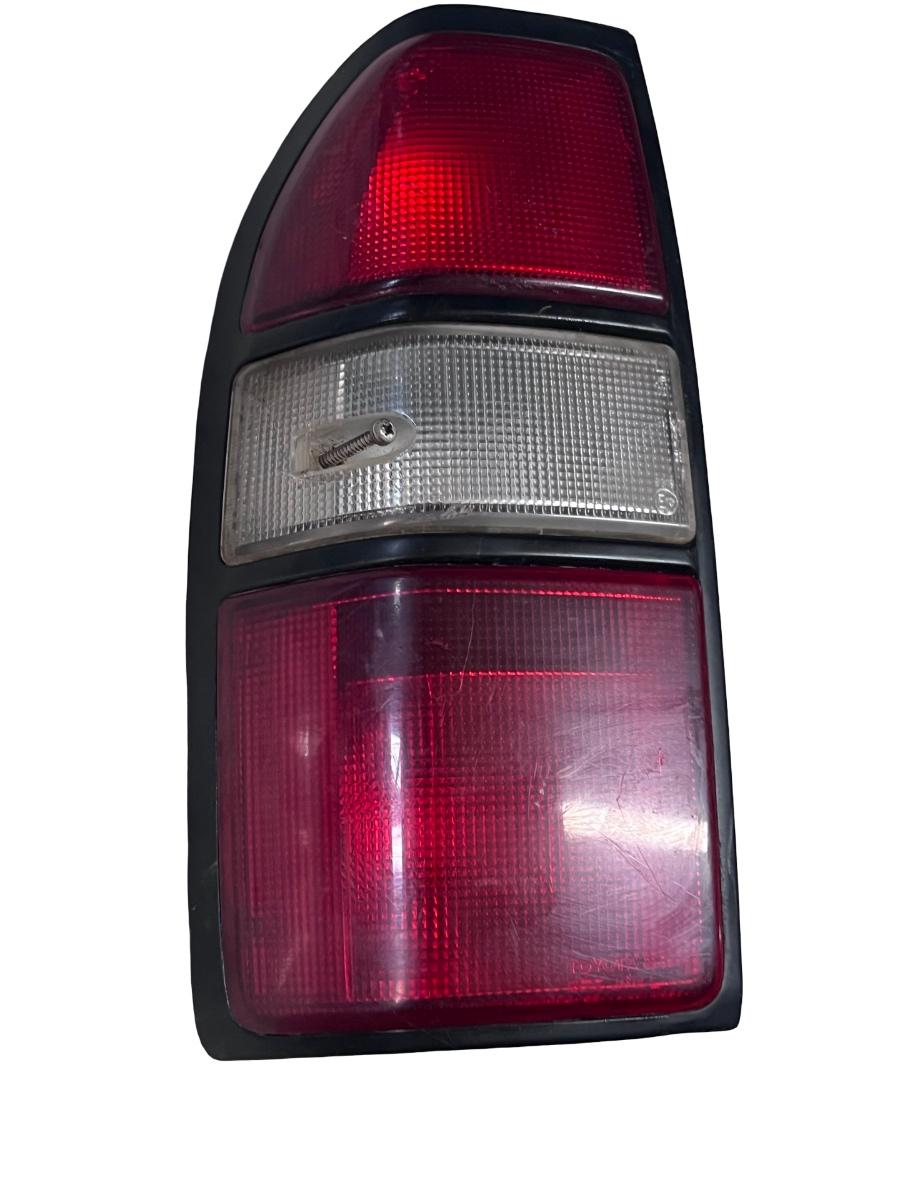 Lampa spate / Stop stanga spate TOYOTA LAND CRUISER 90 _J9_ 1995 -> – foto 2