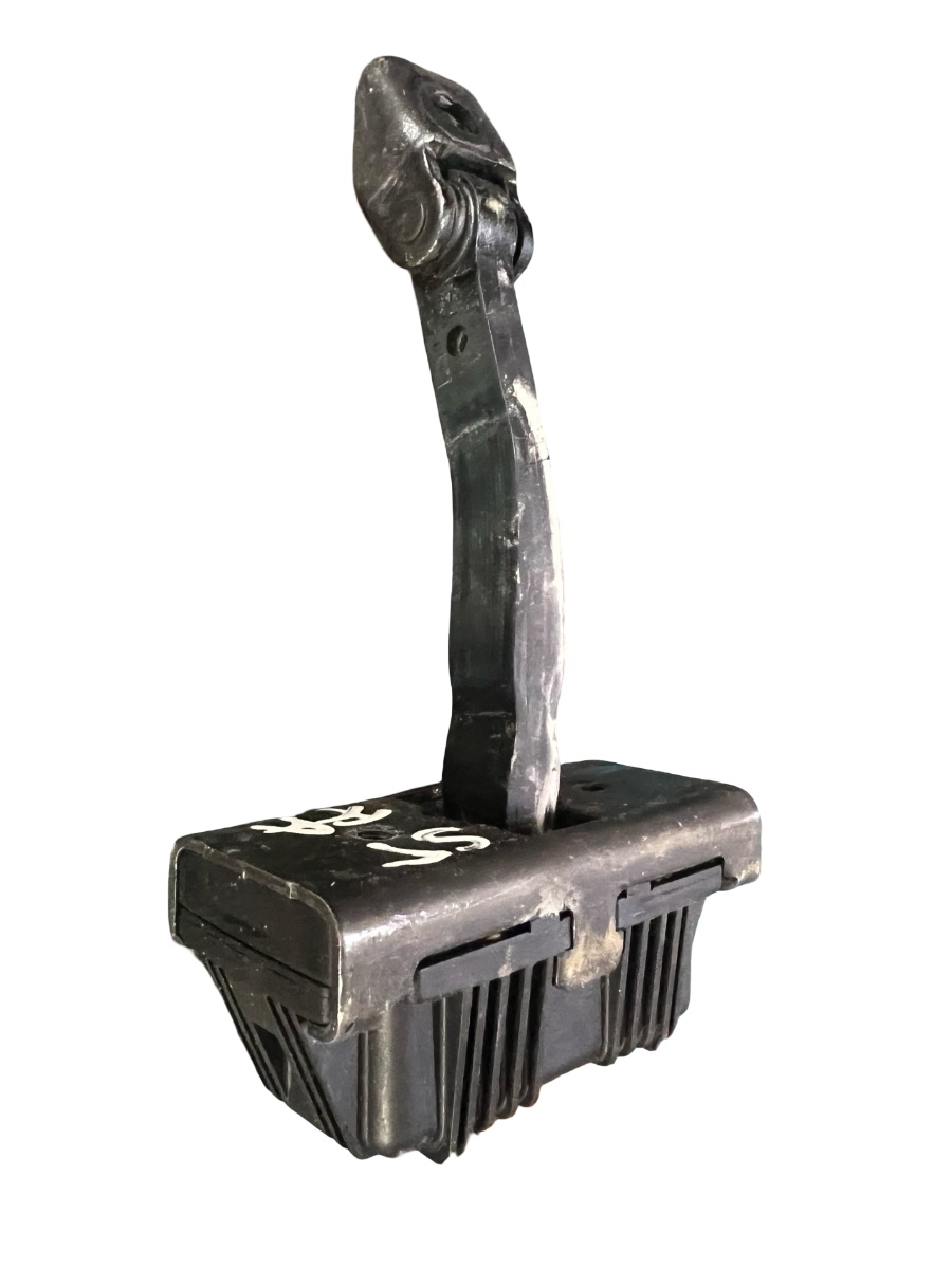 Limitator portiera fata stanga fata BMW X5 II E70 2006 - 2013 – foto 2