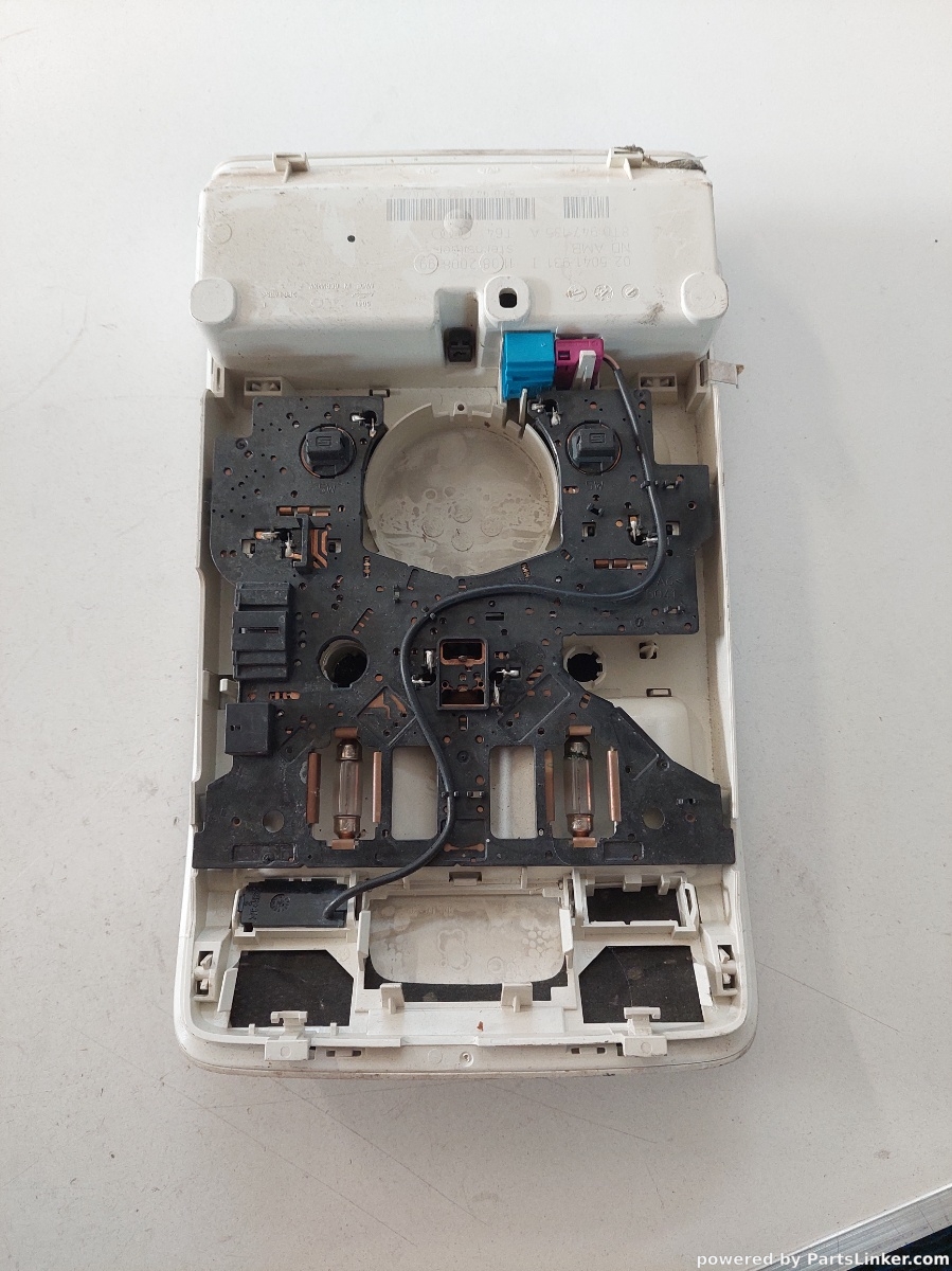 Lumini plafon AUDI A4 IV (8K2, B8) [ 2007 - 2015 ] OEM 8t0947135a – foto 2