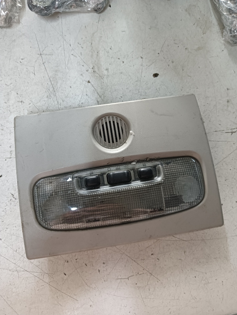 Lumini plafon FORD FOCUS II (DA_, HCP, DP) [ 2004 - 2013 ] – foto 2
