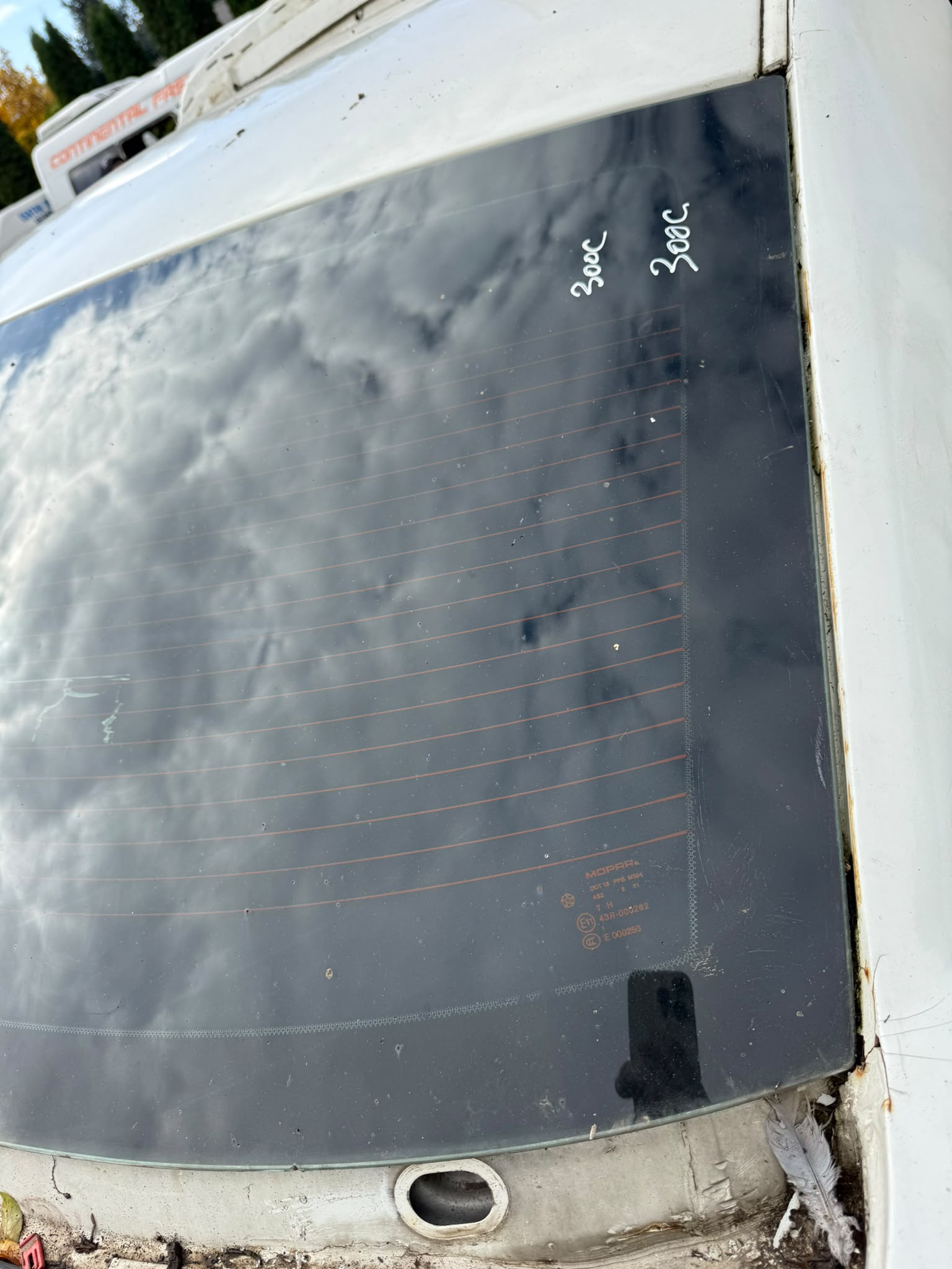 Luneta Chrysler 300 C 2009 – foto 4