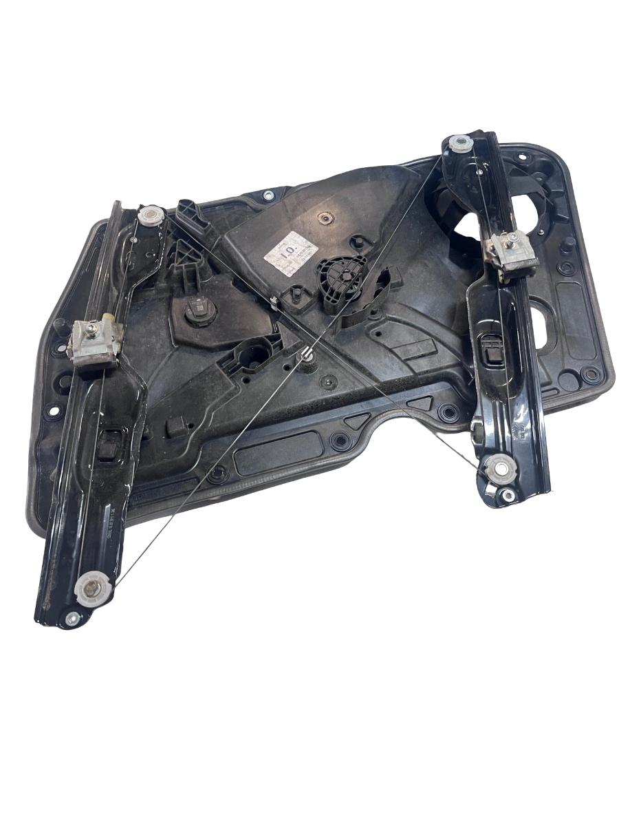 Macara Geam stanga fata VOLKSWAGEN GOLF VI Hatchback 5K1 2008 - 2013 5K1837729T