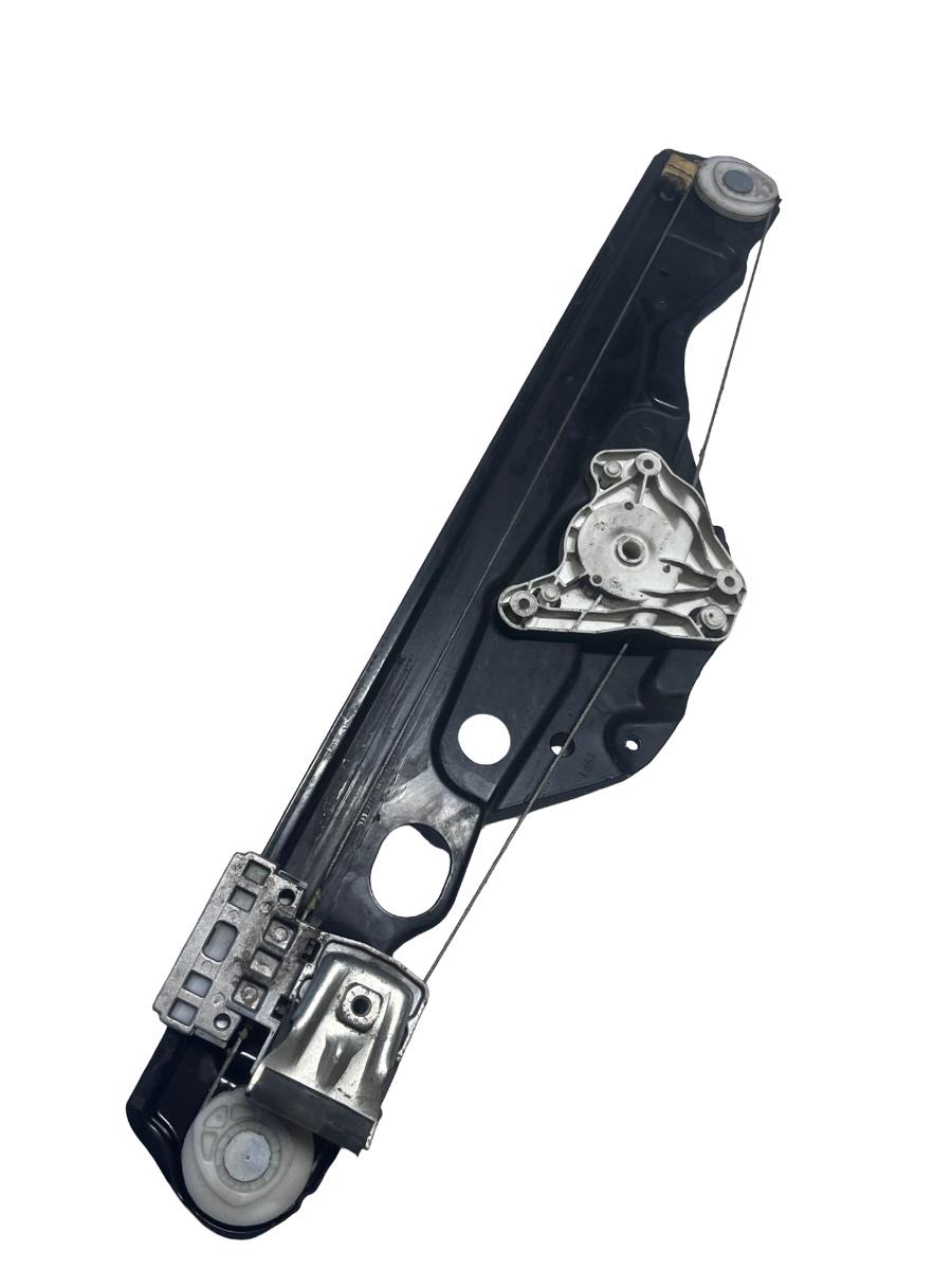 Macara Geam stanga spate MERCEDES-BENZ E-CLASS W211 2002 - 2009 A2117300146