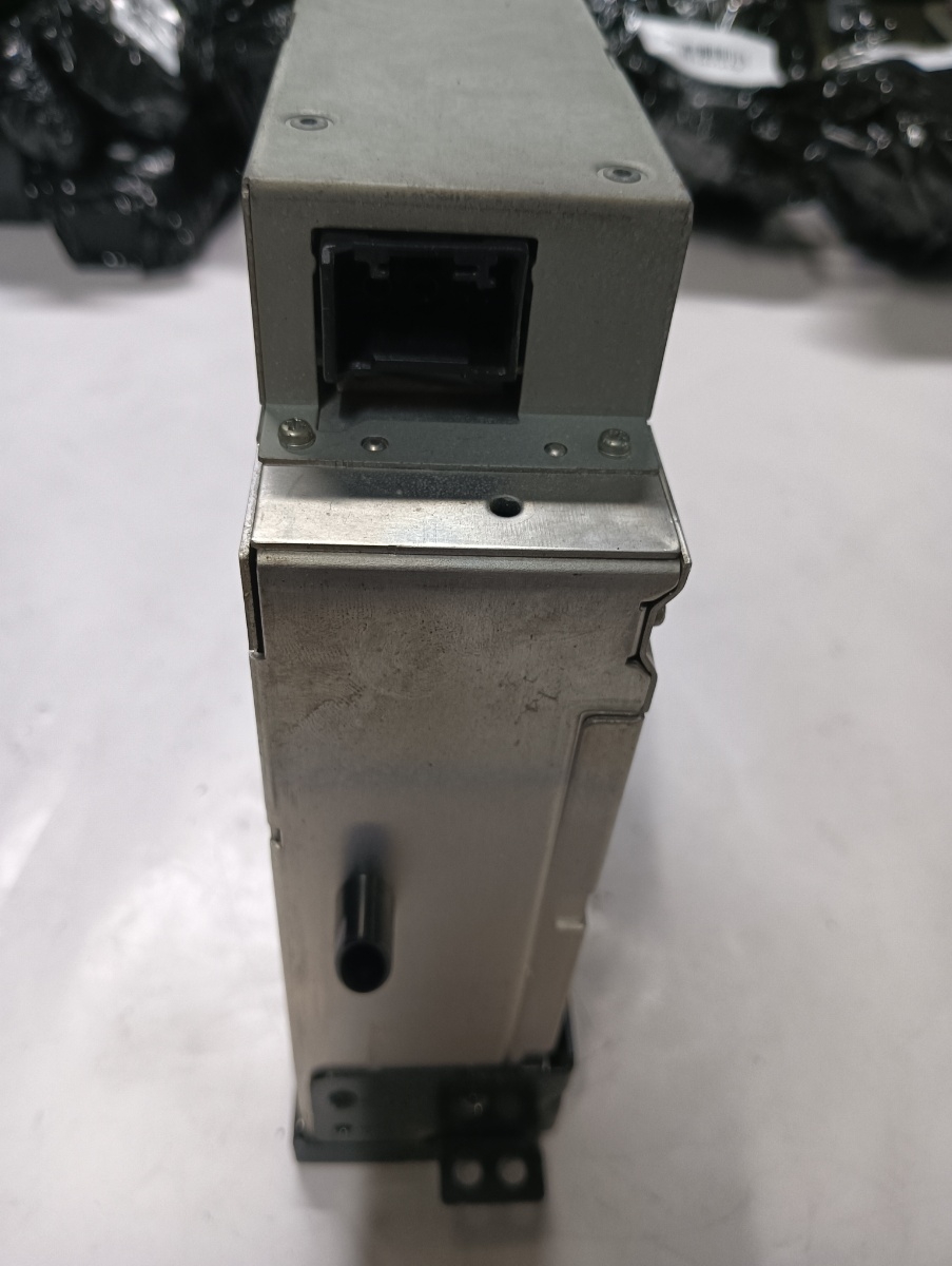 Magazie cd BMW X5 II E70 2006 - 2013 – foto 3