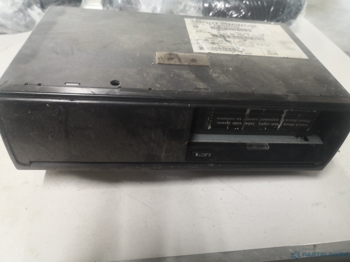 Magazie CD JEEP GRAND CHEROKEE II (WJ, WG) [ 1998 - 2005 ] OEM P56038579ae