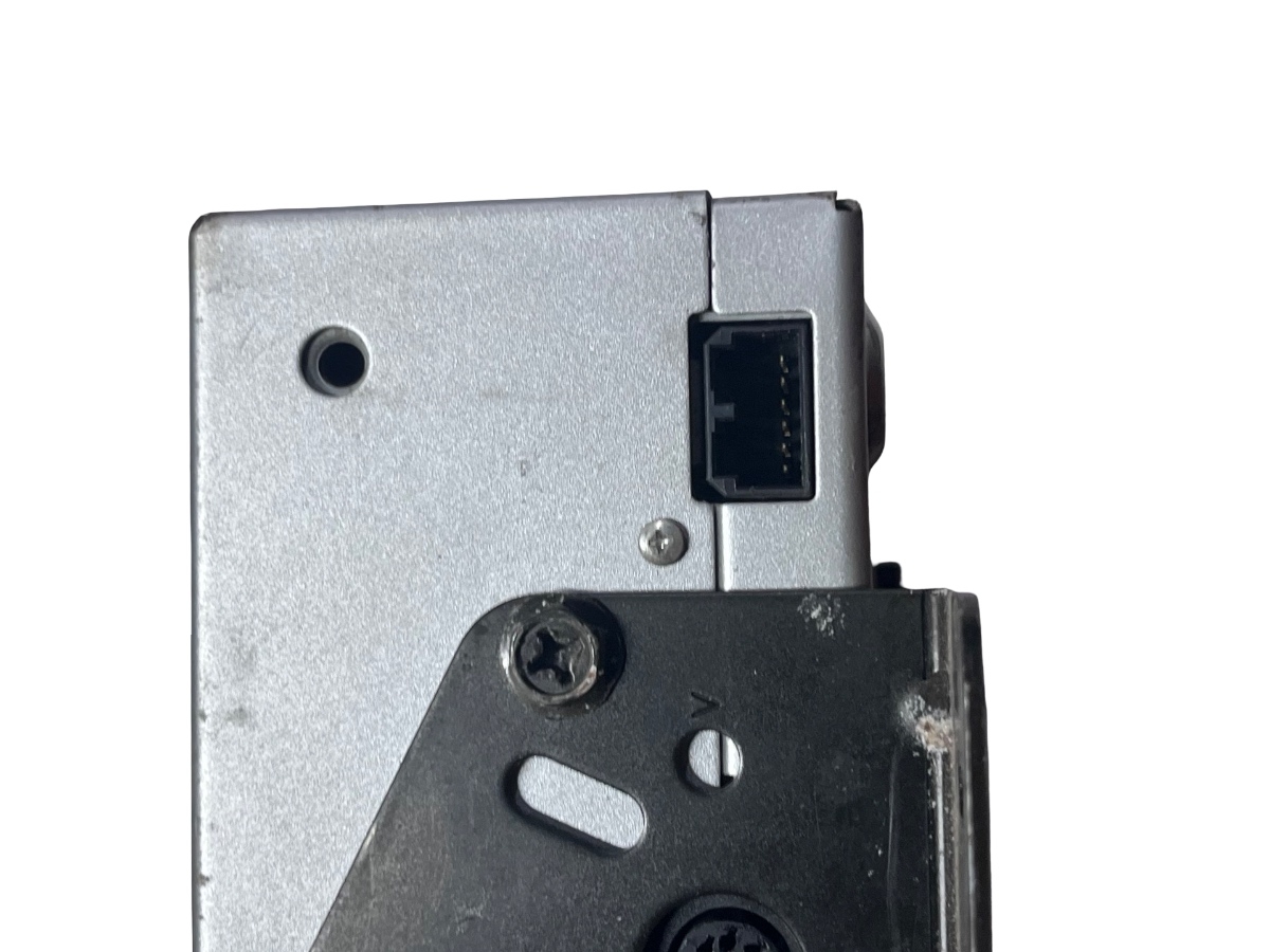 Magazie cd  MITSUBISHI L200 - 2002 MZ312569 – foto 2
