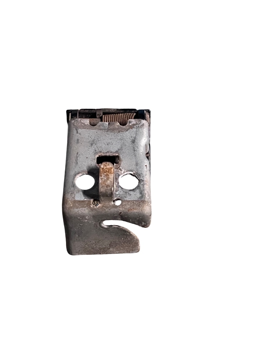 Maner capota motor TOYOTA LAND CRUISER J90 _J9_ 1995 - > – foto 2