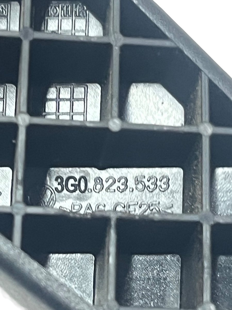 Maner deschidere capota motor VOLKSWAGEN Tiguan II Facelift [ 2020 - 2024 ] 3G0823533 – foto 3