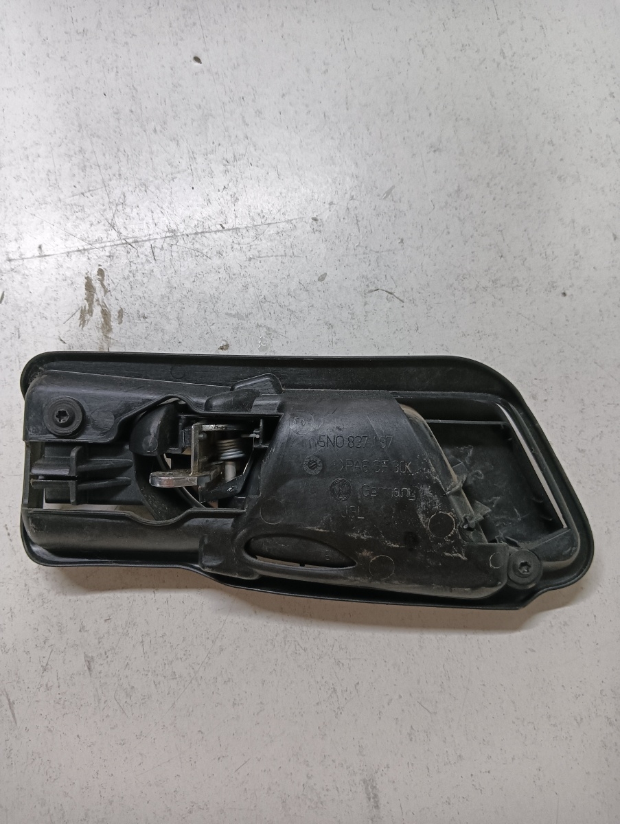 Maner deschidere usa interior  stanga fata VOLKSWAGEN TIGUAN 5N_ 2007 - > 5n0837197 – foto 2
