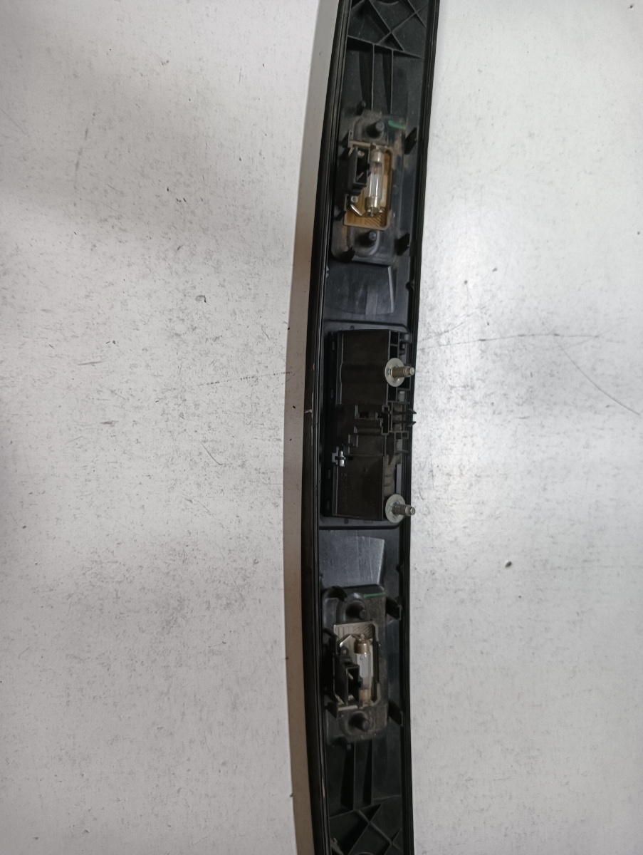 Maner exterior hayon/portbagaj VOLKSWAGEN TIGUAN 5N_ 2007 - > 5n0827566f – foto 2