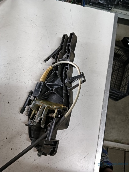 Maner/suport exterior portiera fata dreapta spate BMW X5 II E70 2006 - 2013 – foto 2