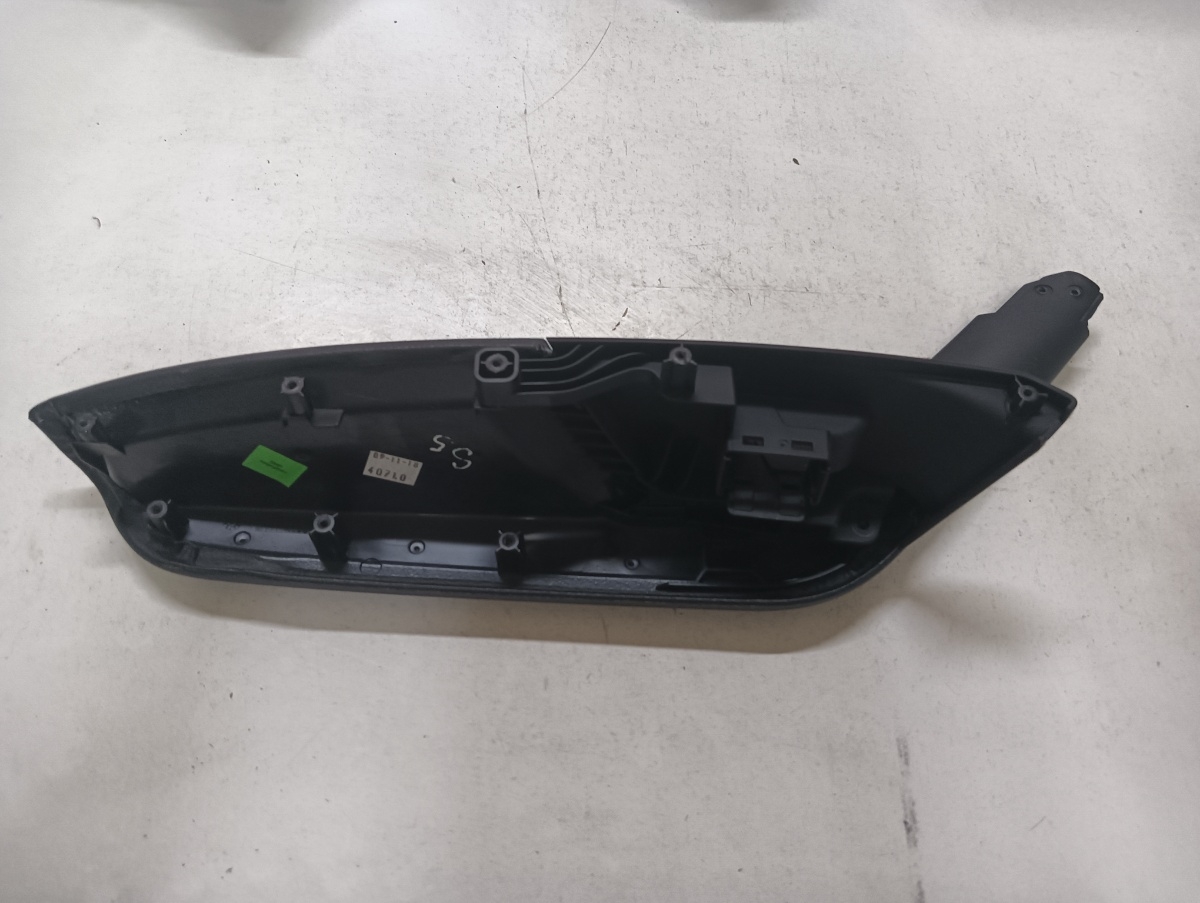 Maner sustinere  stanga spate AUDI A6 C8, 4A2 2018 - > 2.0 40 TDI Mild Hybrid DFBA 4k0867372 – foto 2