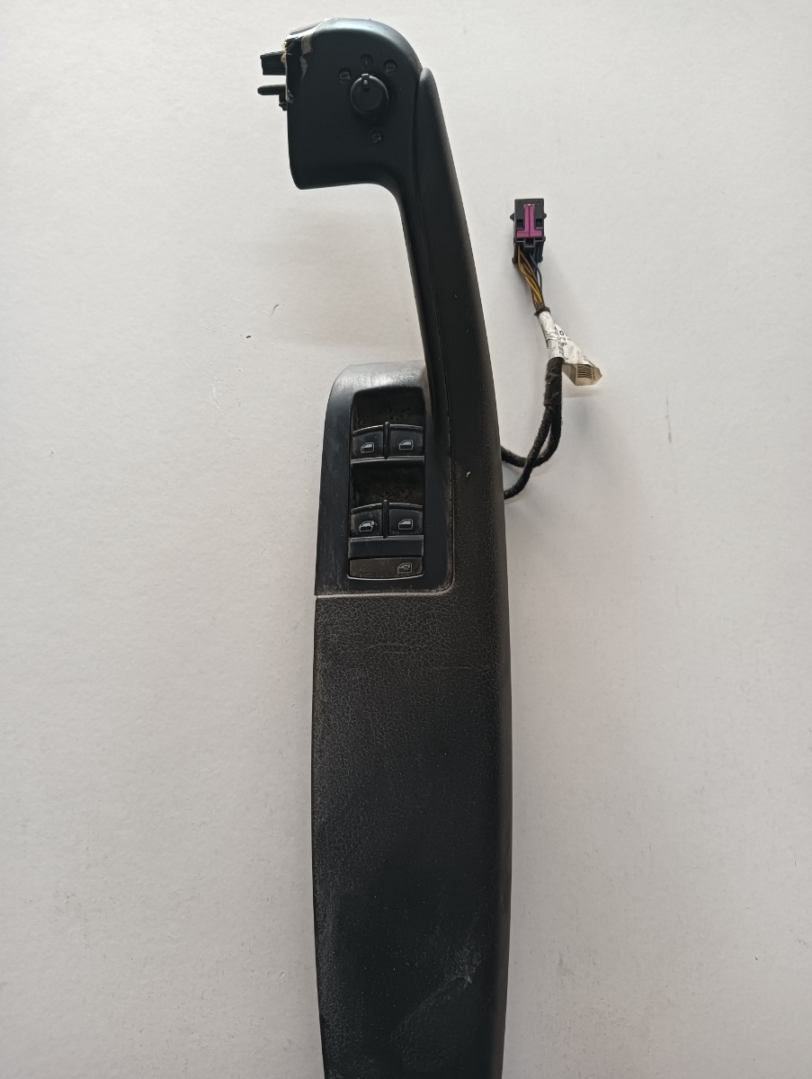 Maner usa/butoane geam stanga fata AUDI A8 II 4E2, 4E8 2002 - 2010