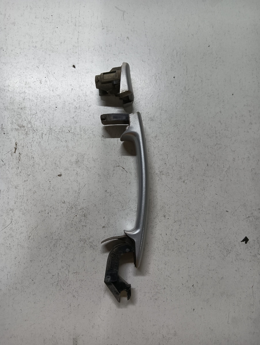 Maner usa  dreapta spate VOLKSWAGEN PASSAT 3B3 2000 - 2005 – foto 2