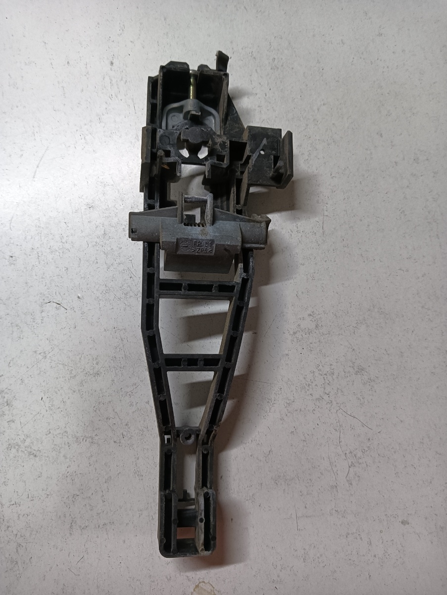 Maner usa interior  dreapta fata FORD FOCUS II DA_, HCP, DP 2004 - 2013 – foto 2