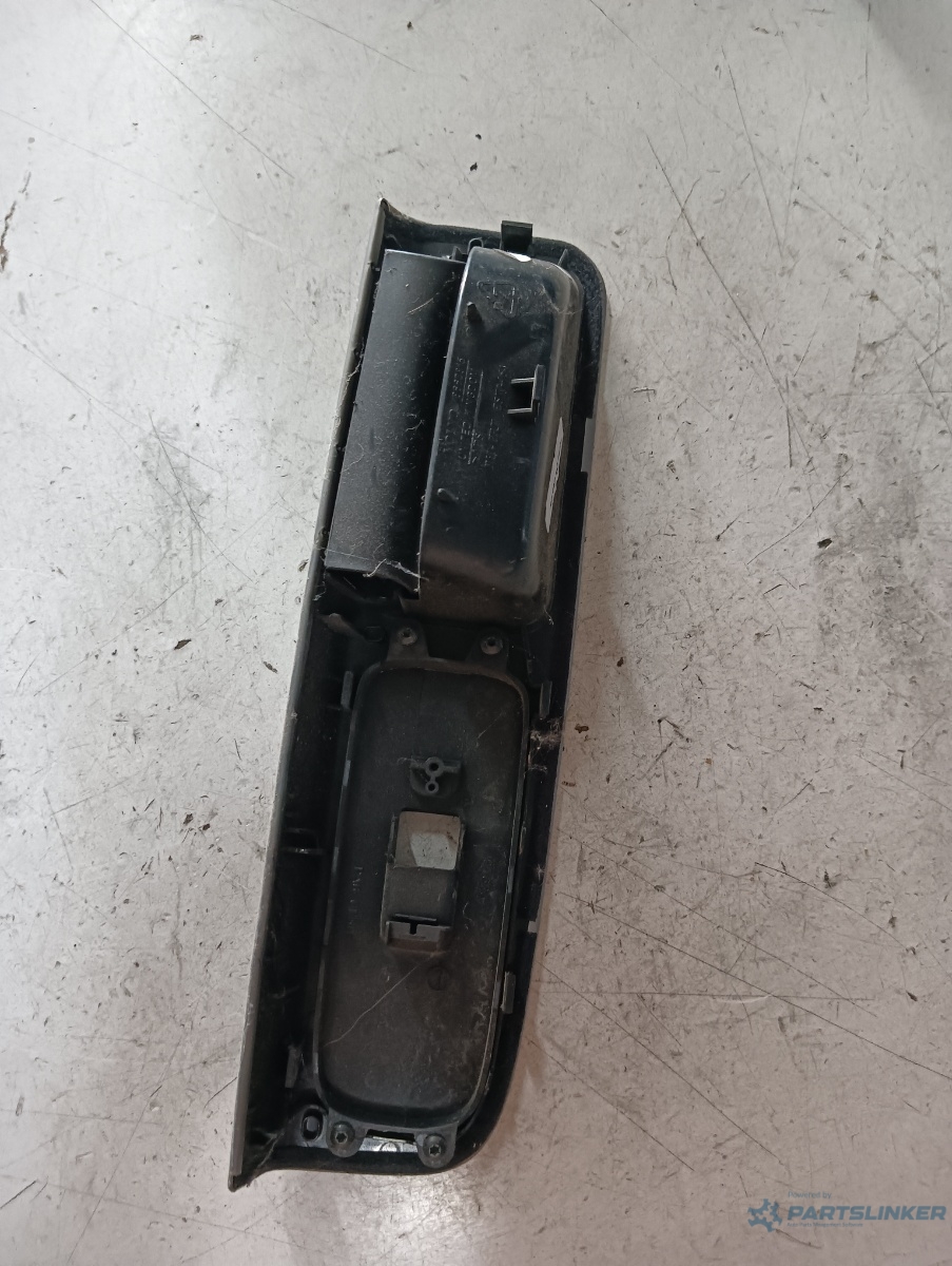 Maner usa interior  dreapta fata VOLVO V50 (MW, 545) [ 2003 - 2012 ] – foto 2