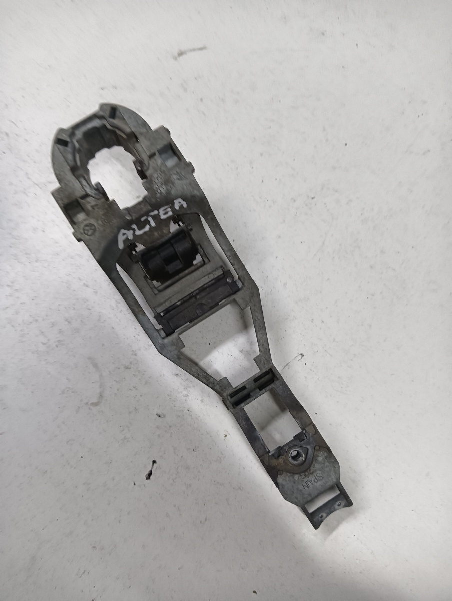 Maner usa interior  stanga fata SEAT ALTEA XL 5P5, 5P8 2006 - > – foto 2