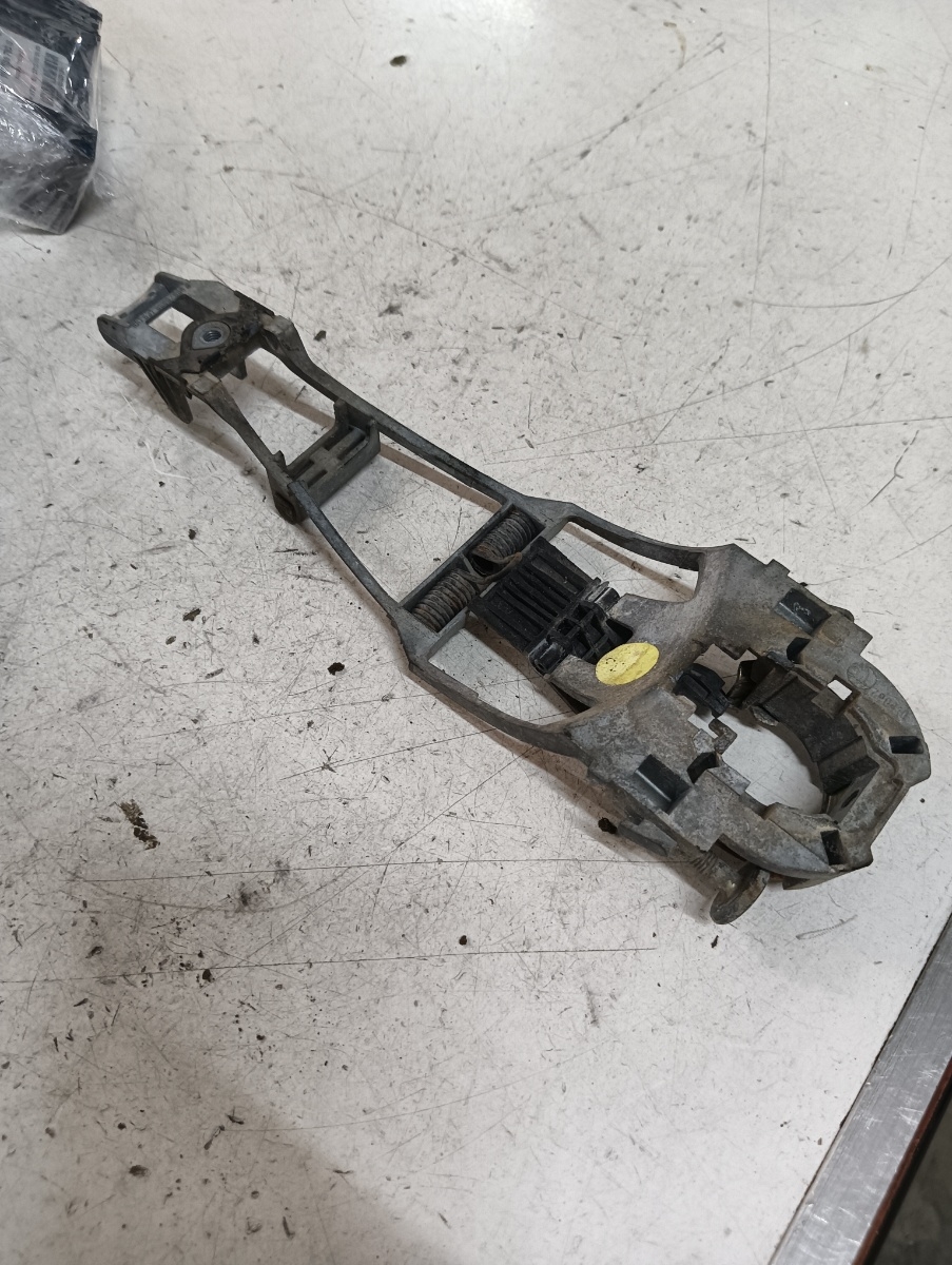 Maner usa interior  stanga fata SKODA OCTAVIA II Combi (1Z5) [ 2004 - 2013 ] OEM 1u0837885b – foto 2