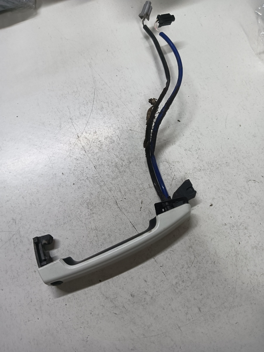 Maner usa  stanga fata NISSAN QASHQAI / QASHQAI +2 I J10, JJ10 2006 - 2014 dCi 4x4 M1D, M9R – foto 2