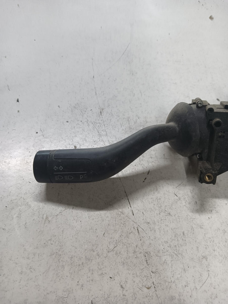 Maneta indicatoare de semnalizare VOLKSWAGEN TOUAREG 7LA, 7L6, 7L7 2002 - 2013 CZK03011043 – foto 2