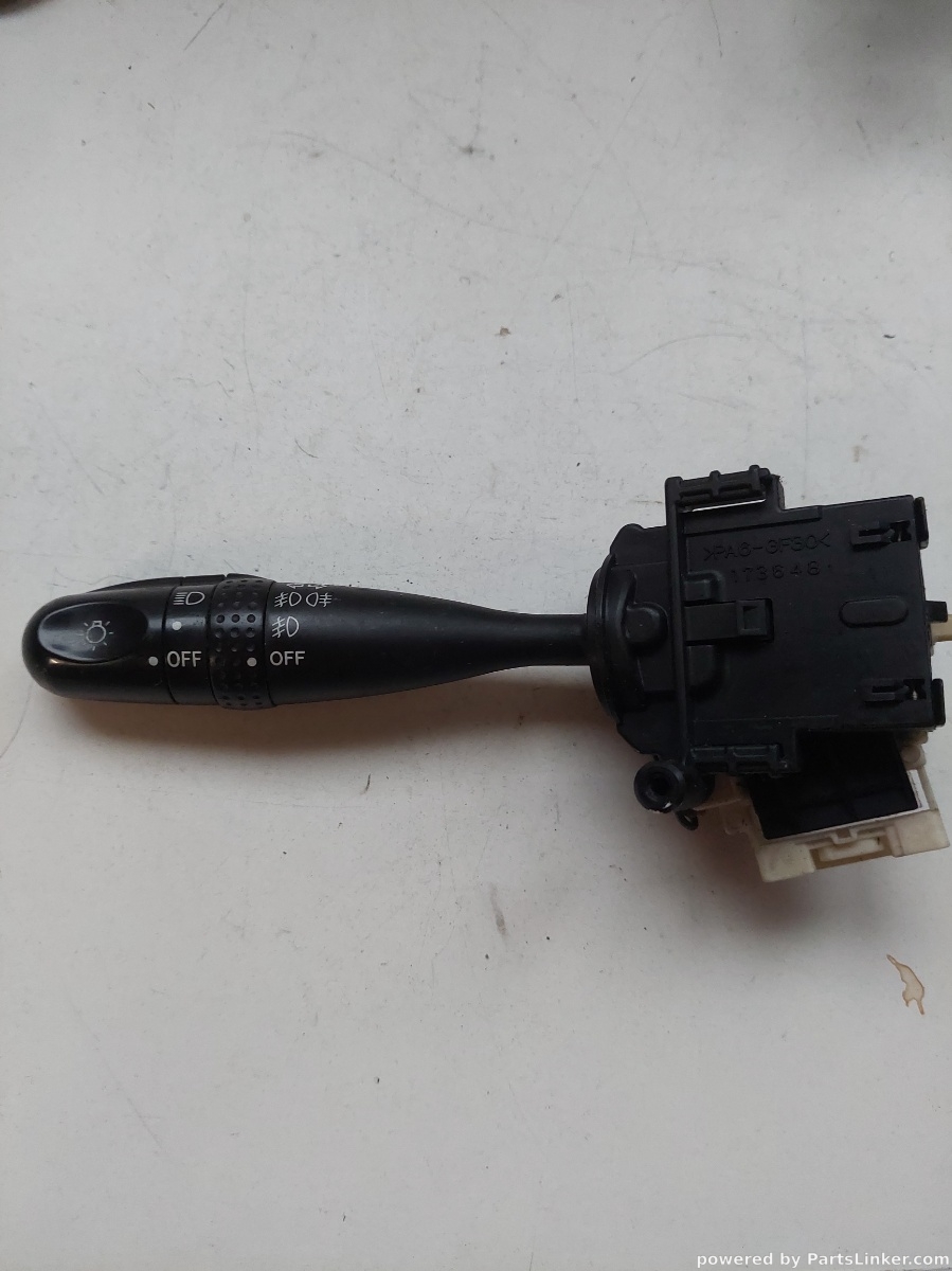 Maneta semnalizare TOYOTA COROLLA Verso (ZER_, ZZE12_, R1_) [ 2004 - 2009 ] OEM 173648