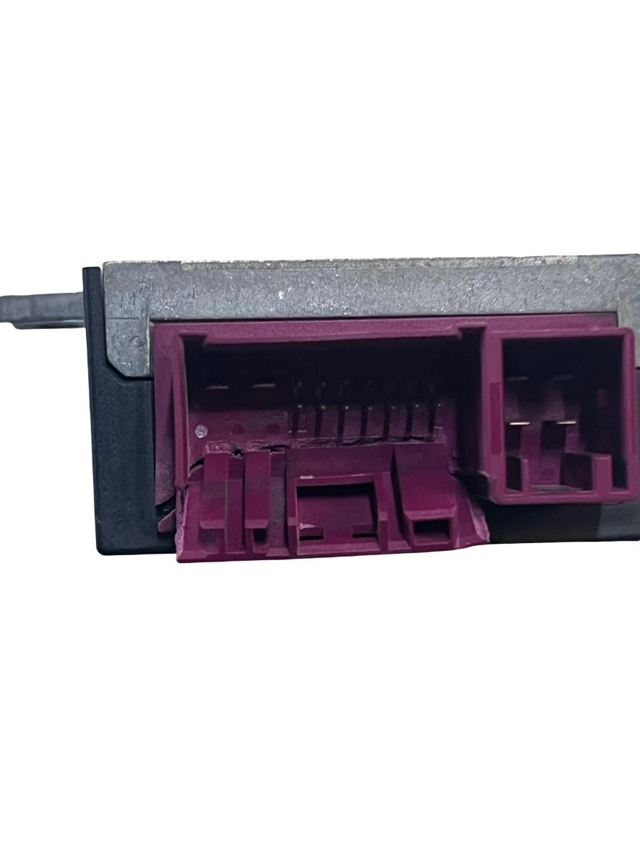 Modul combustibil BMW 3 V E90 2004 - 2012 55892110 – foto 3