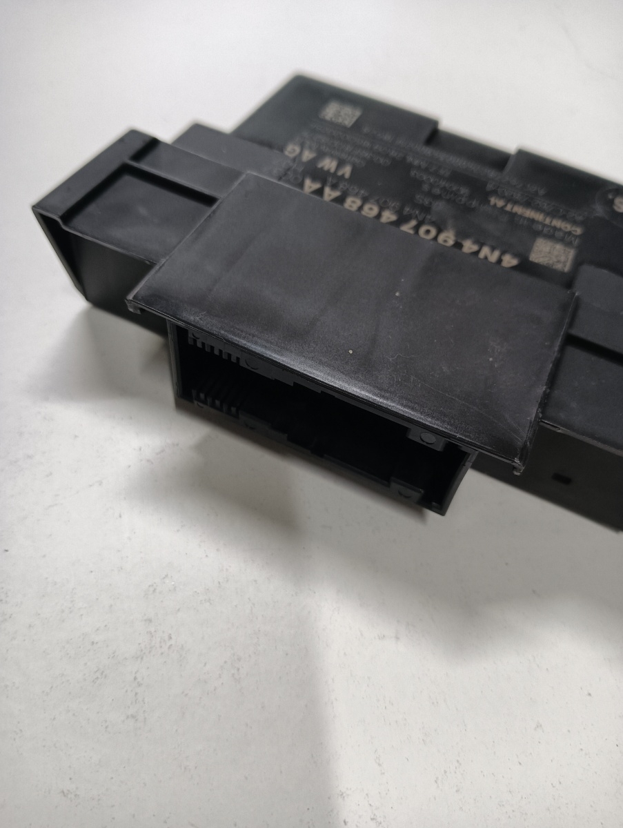 Modul control diagnostic  AUDI A6 C8, 4A2 2018 - > 2.0 40 TDI Mild Hybrid DFBA 4n4907468aa – foto 2