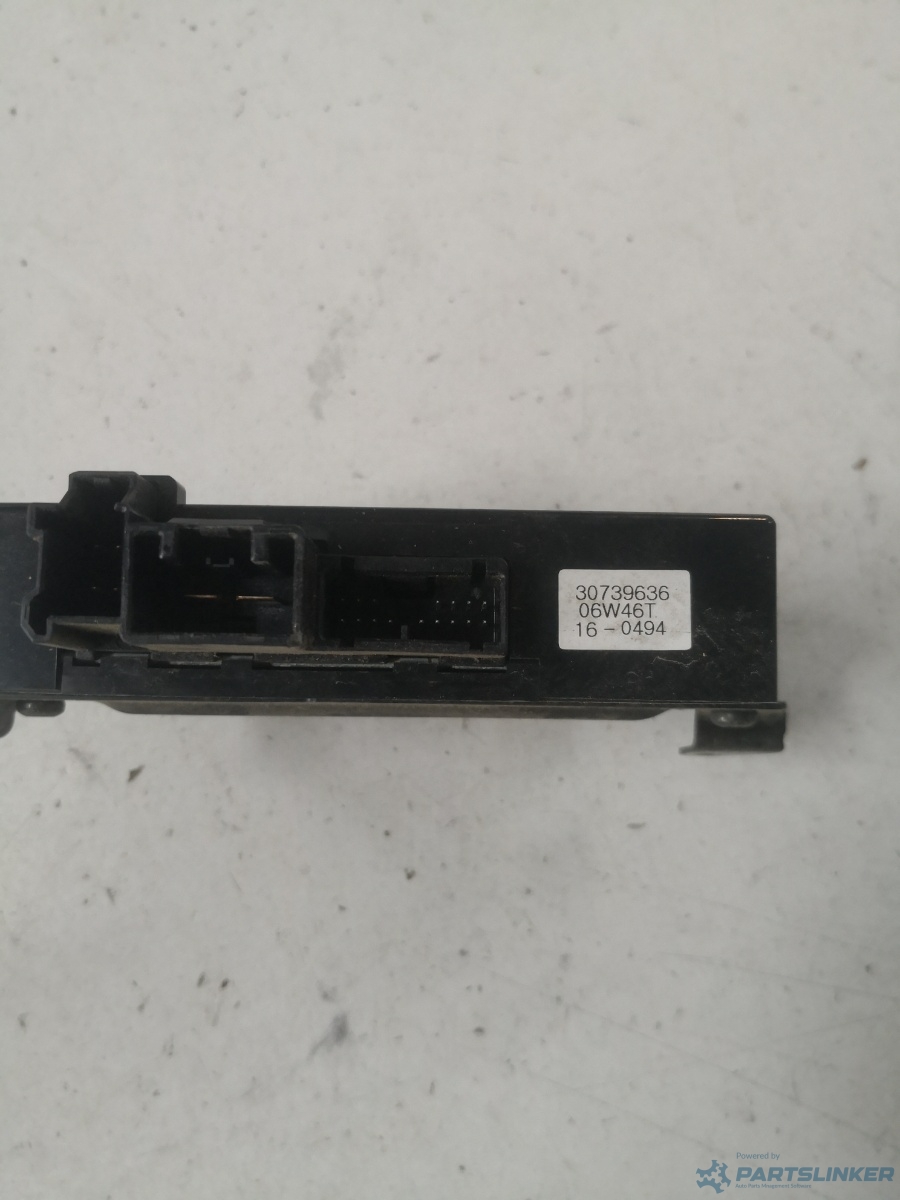 Modul control incalzire scaun VOLVO XC90 I (275) [ 2002 - 2015 ] OEM 30739636 – foto 2