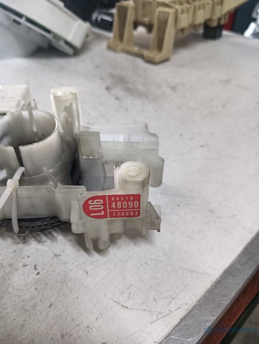 Modul control  LEXUS RX II (MHU3_, GSU3_, MCU3_) [ 2003 - 2008 ] OEM 8431048090 – foto 2
