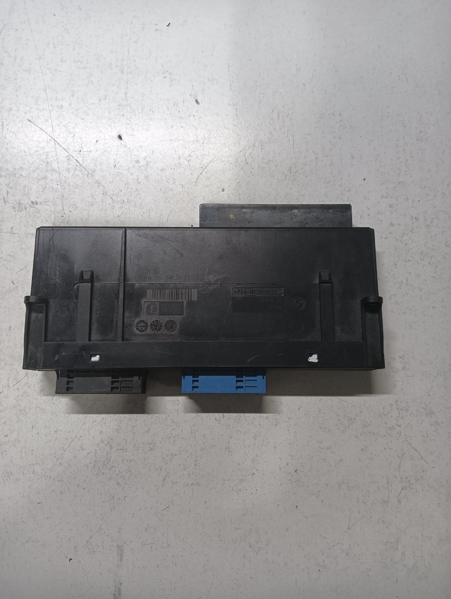 Modul de confort BMW 3 V E90 2004 - 2012, BMW 1 E81 2006 - 2012 10681810
