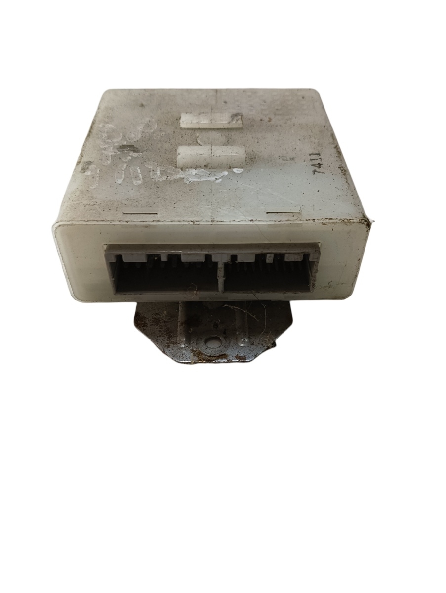 Modul de confort dreapta NISSAN TIIDA Hatchback C11 2006 - 2011 – foto 2