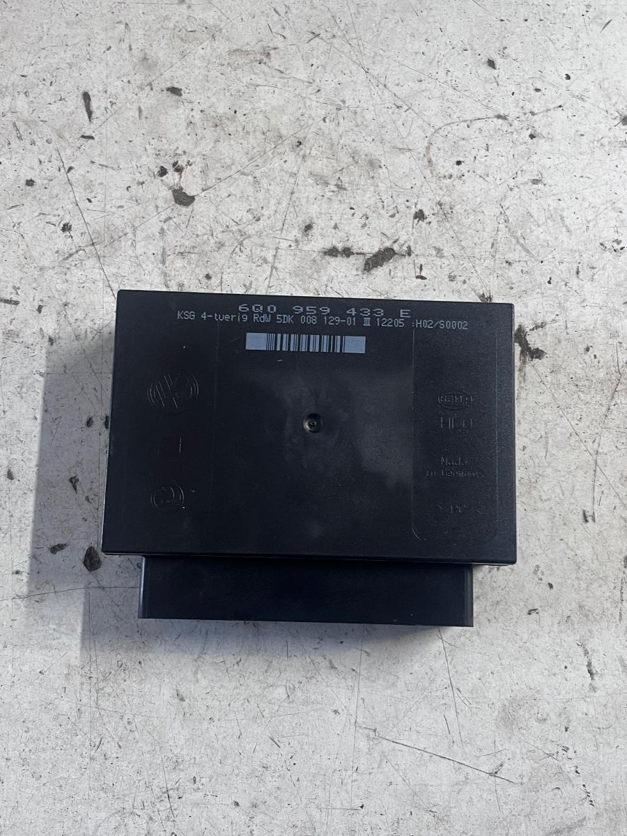Modul de confort SKODA FABIA Combi 6Y5 2000 - 2007 6Q0959433E