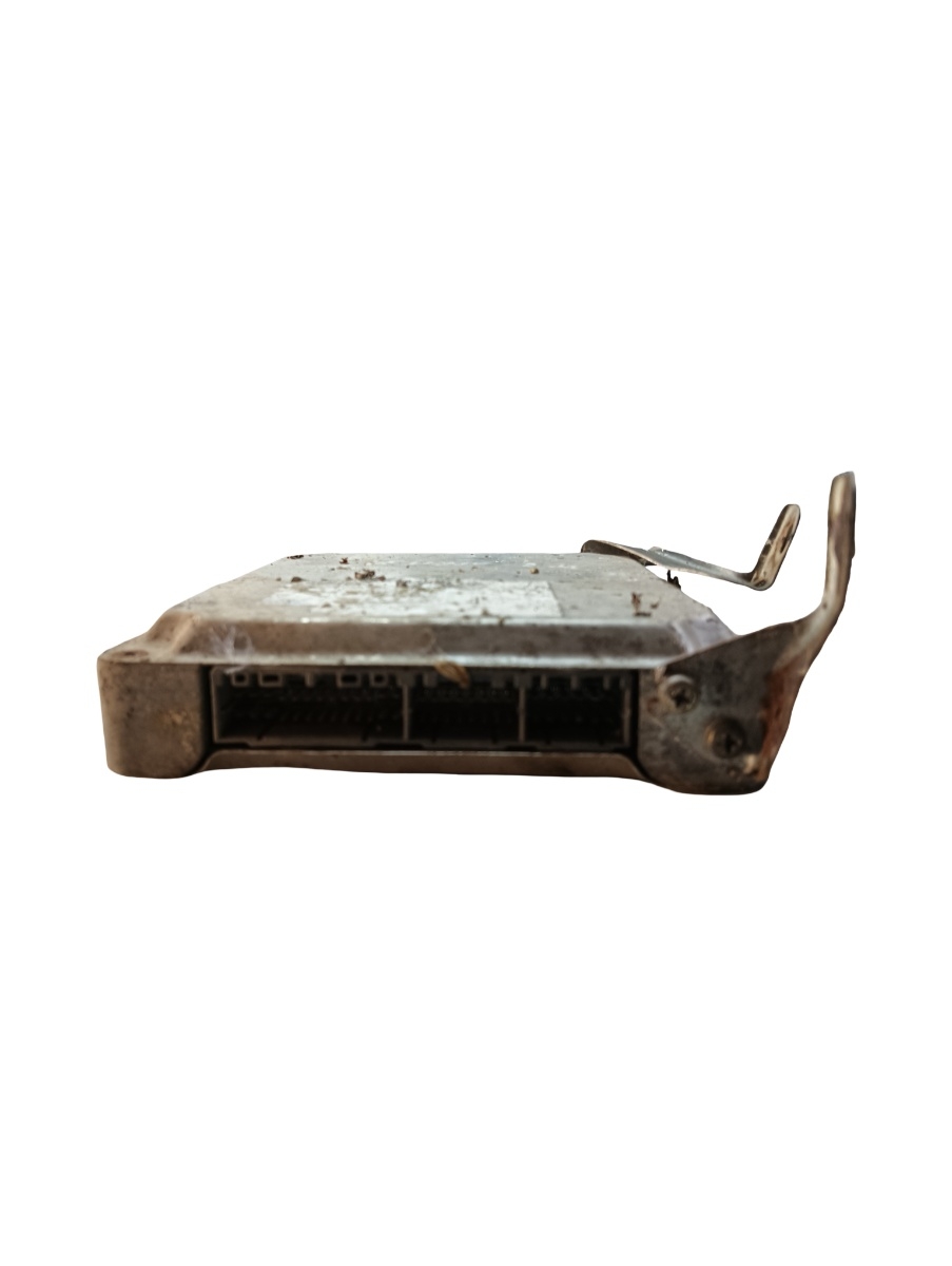 Modul de confort TOYOTA HILUX Closed Off-Road Vehicle _N1_ 1995 - 2005 2.4 TD 4WD 2L-T – foto 2