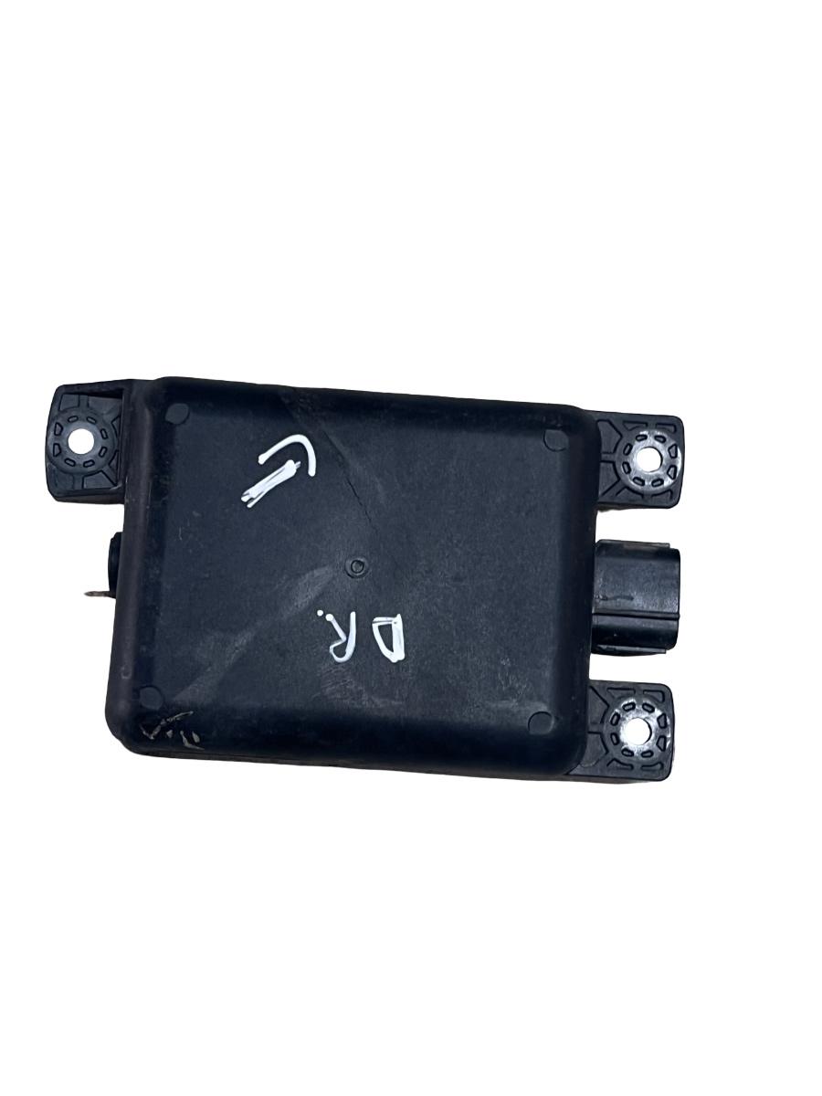 Modul de control unghi mort dreapta SUZUKI SX4 S-Cross JY 2013 -> 3F500-63T01 – foto 4