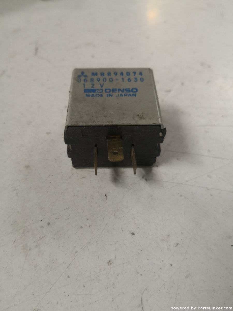 Modul electronic MITSUBISHI PAJERO II (V3_W, V2_W, V4_W) [ 1990 - 2001 ] OEM 0689001630 – foto 2