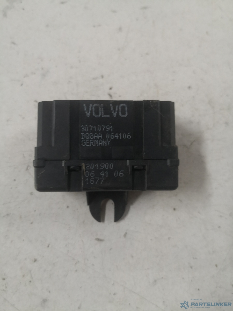 Modul incalzire scaun  dreapta fata VOLVO XC90 I (275) [ 2002 - 2015 ] OEM 30710791