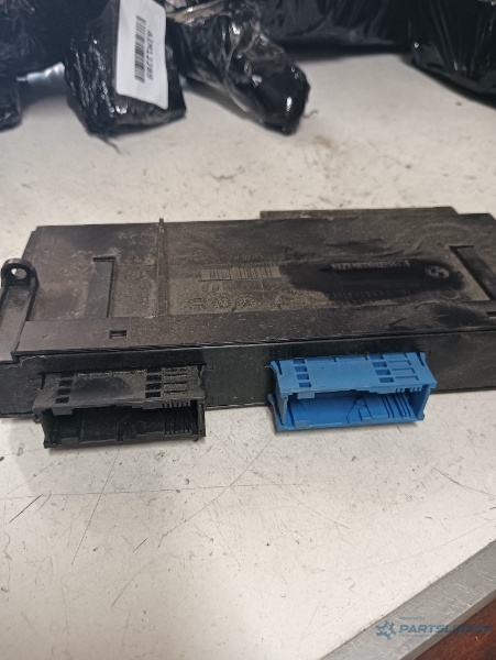 Modul lumini BMW 3 V (E90) [ 2004 - 2012 ] OEM 10681810 – foto 2