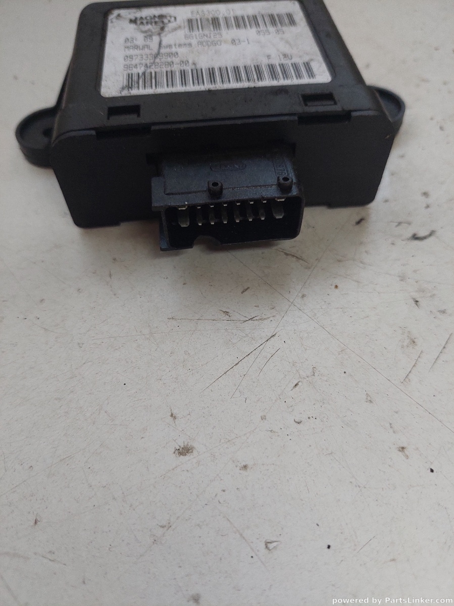 Modul releu  PEUGEOT 407 SW (6E_) [ 2004 - 2010 ] OEM 9647428280 – foto 2
