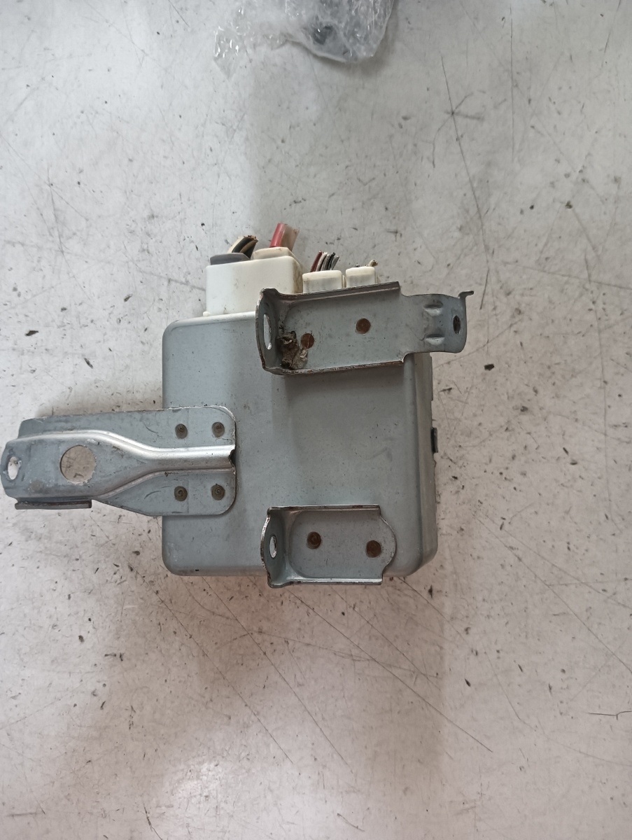 Modul  TOYOTA AVENSIS (_T25_) [ 2003 - 2008 ] – foto 2