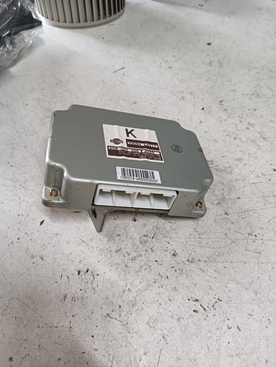 Modul transfer control NISSAN FRONTIER 4.0i 2006 OEM 33084ea317 – foto 2