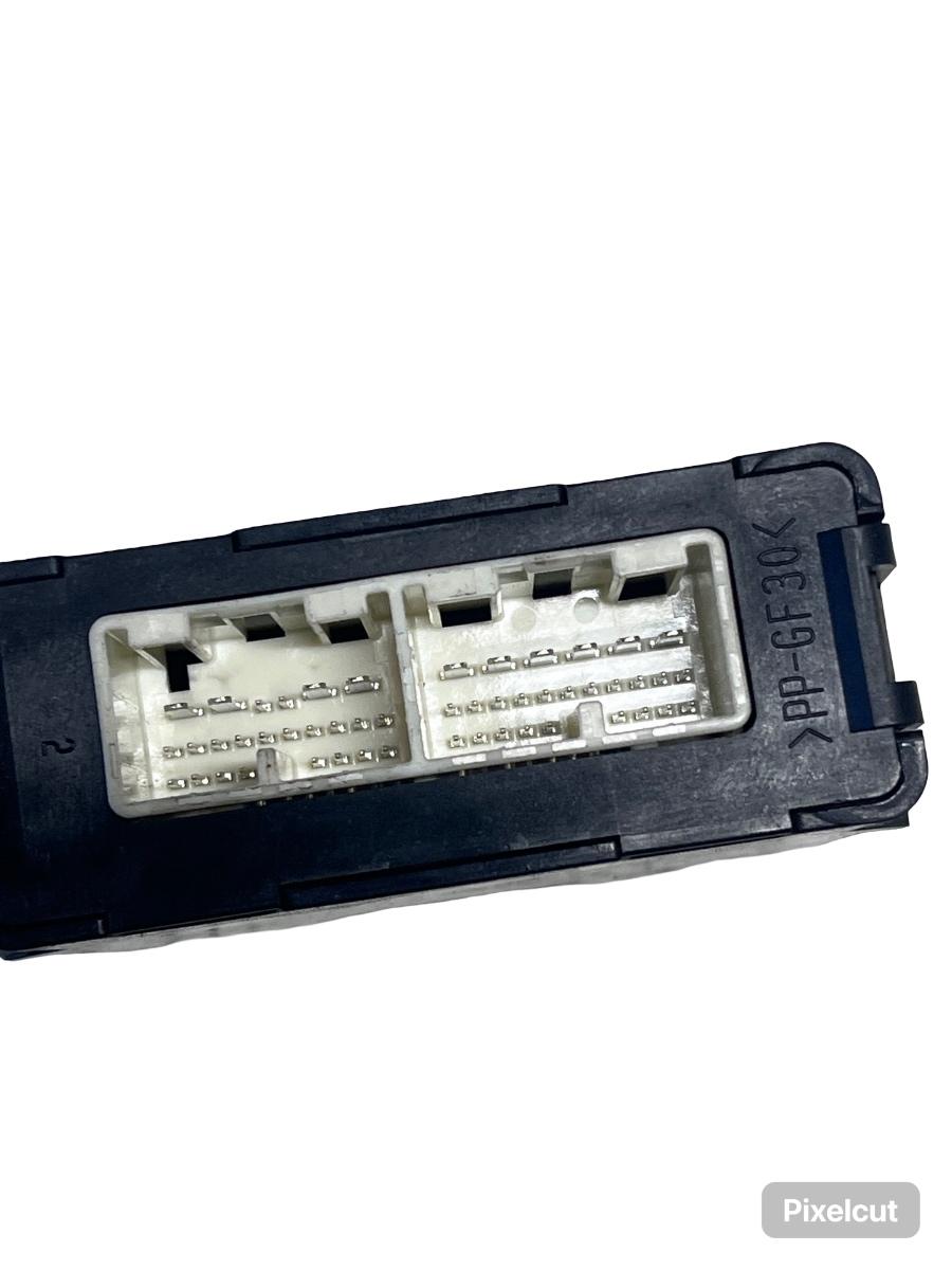 Modul/unitate de control cutie de viteze TOYOTA AURIS ZWE18_, NZE18_, ZRE18_ 2012 -> 89535-12011 – foto 3