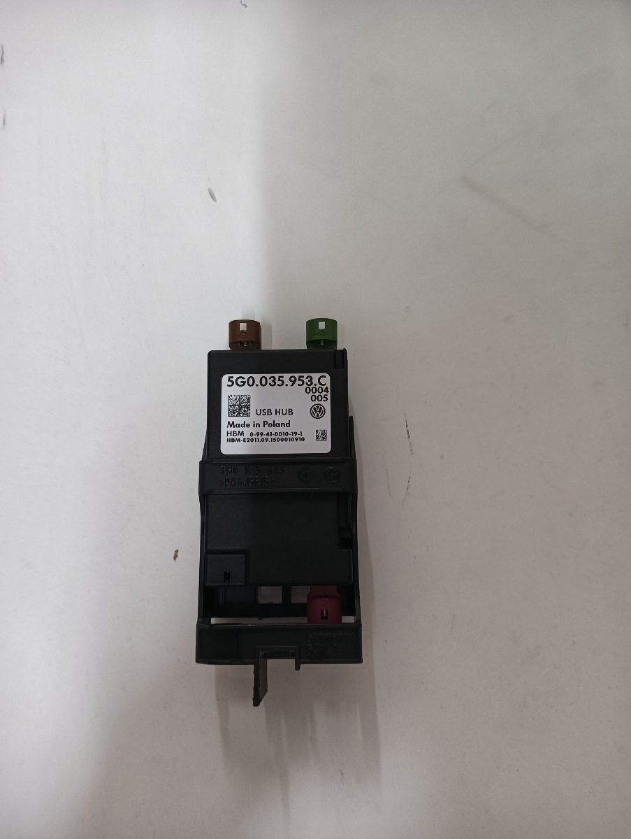 Modul usb VOLKSWAGEN PASSAT 3G2 2014 - > 5g0035953c