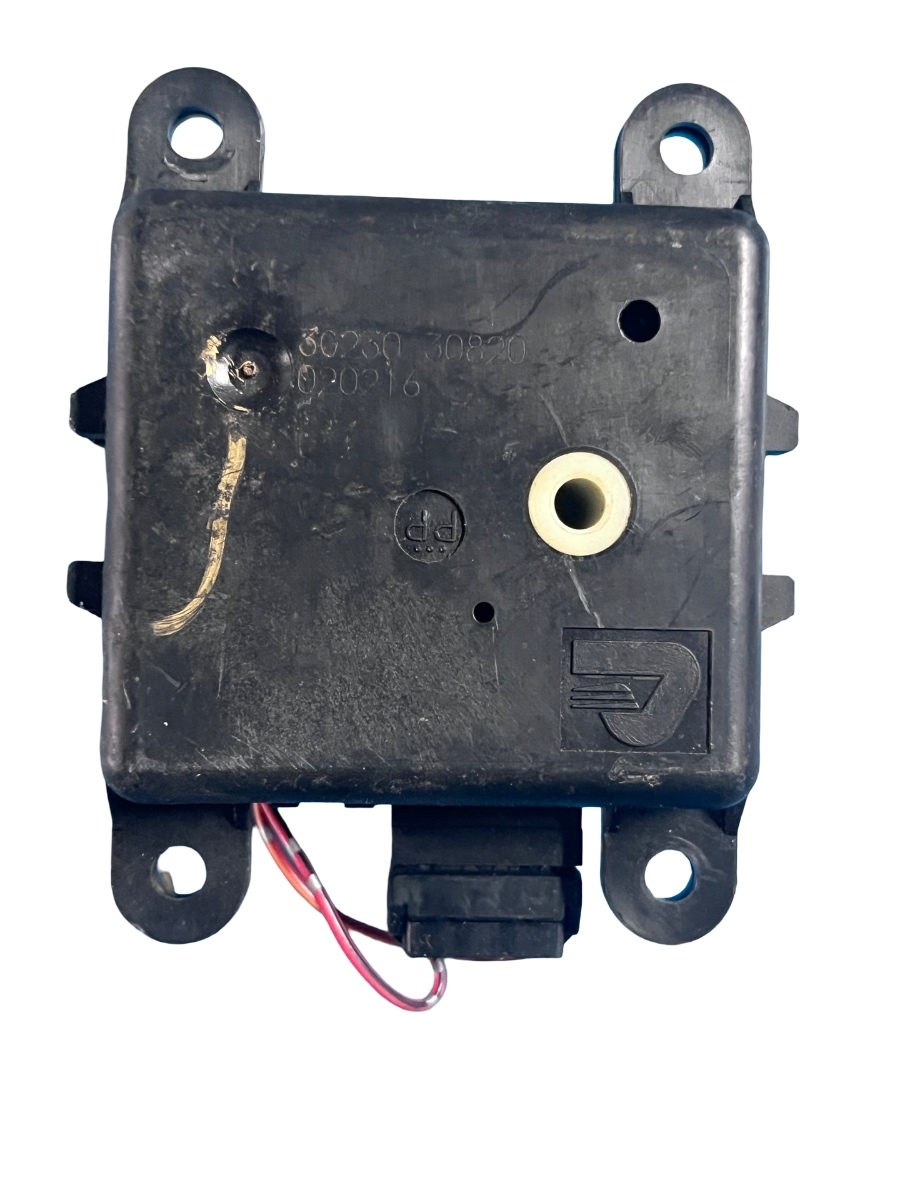 Motoras/actuator clapeta aer NISSAN ALMERA  V10 1998 - 2006 3G23030820