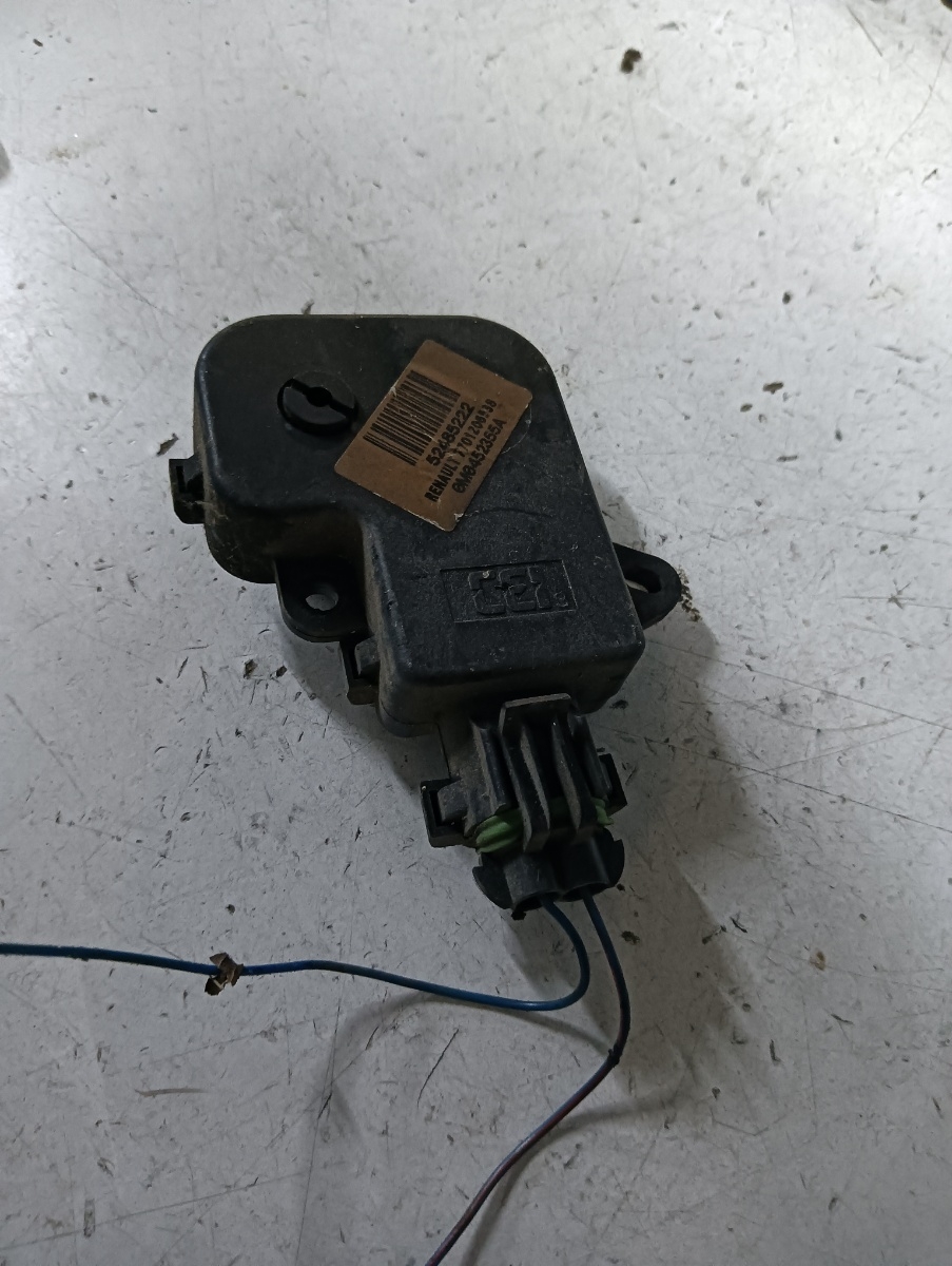 Motoras/actuator clapeta aer RENAULT LAGUNA II (BG0/1_) [ 2001 - 2007 ] OEM 52485222 – foto 2