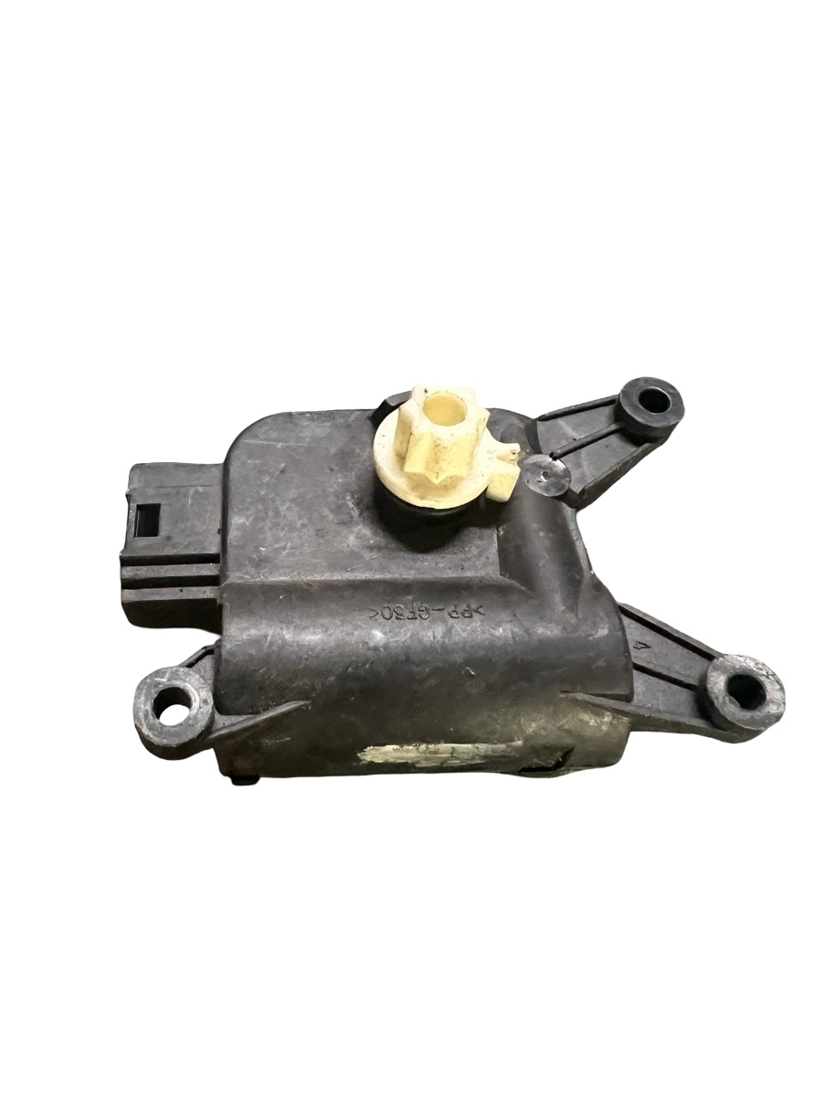 Motoras/actuator clapeta aer VOLKSWAGEN GOLF V 1K1 2003 - 2009 0132801345 – foto 2