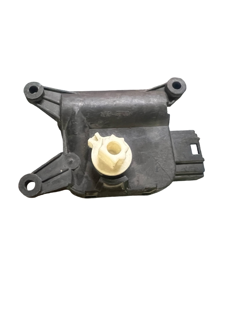 Motoras/actuator clapeta aer VOLKSWAGEN GOLF V 1K1 2003 - 2009 0132801345 – foto 2