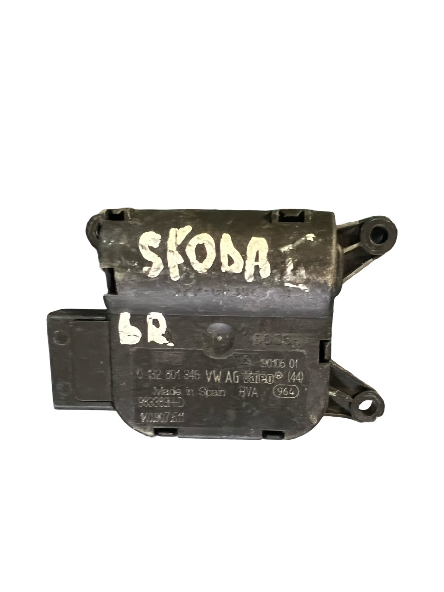 Motoras/actuator clapeta aer VOLKSWAGEN GOLF V 1K1 2003 - 2009 0132801345 – foto 2